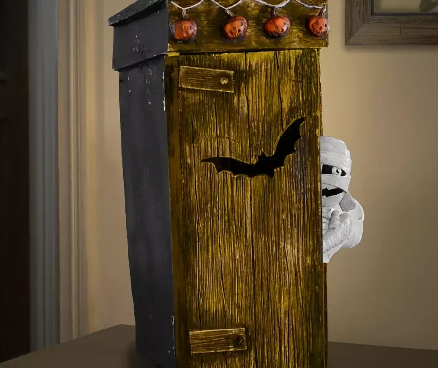 💀Funny Outhouse Mummy Toy